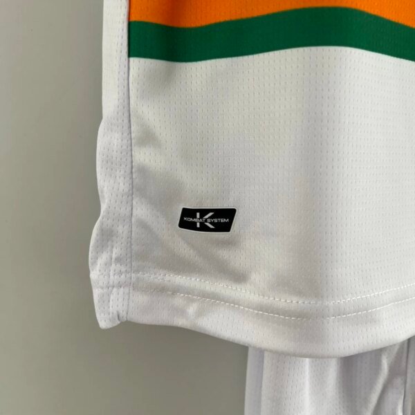 23-24 Venezia FC Away Kids Kit - Image 4