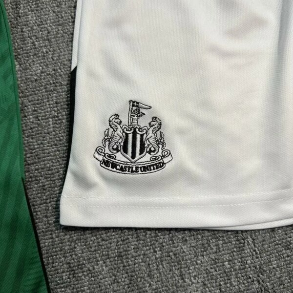 23-24 Newcastle United Away Kids Kit - Image 4