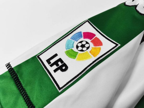 2003-04 Real Betis Home Retro Jersey - Image 3