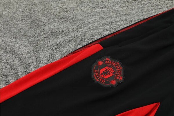 23-24 Manchester United Red Training Suit - Image 7