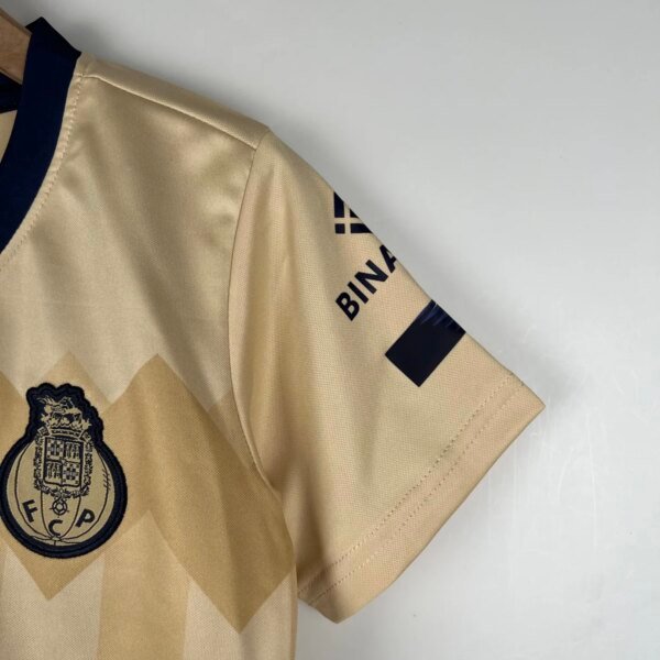 23-24 FC Porto Away Kid Kit - Image 2