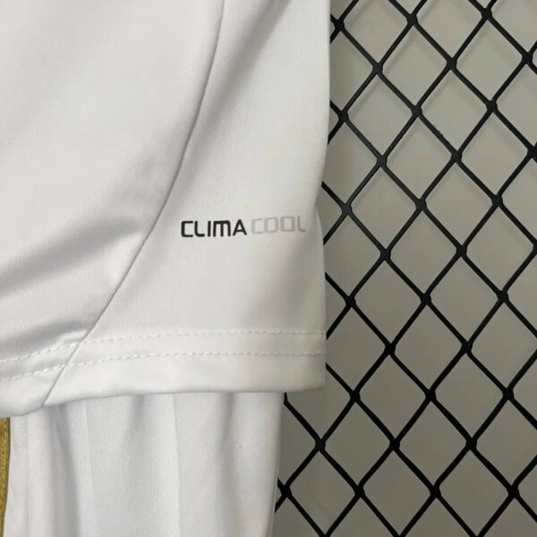 Retro 11-12 Real Madrid Home Kids Kit - Image 3