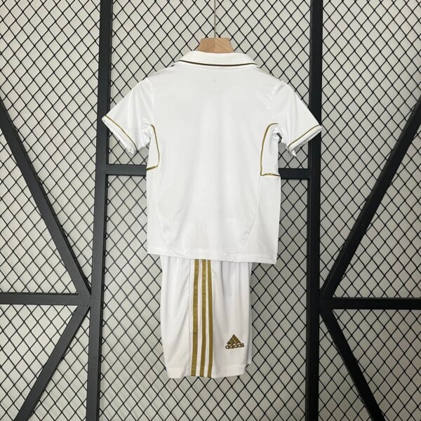 Retro 11-12 Real Madrid Home Kids Kit - Image 5