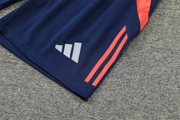 24-25 Manchester United Blue Short Sleeve Training Suit - Image 6