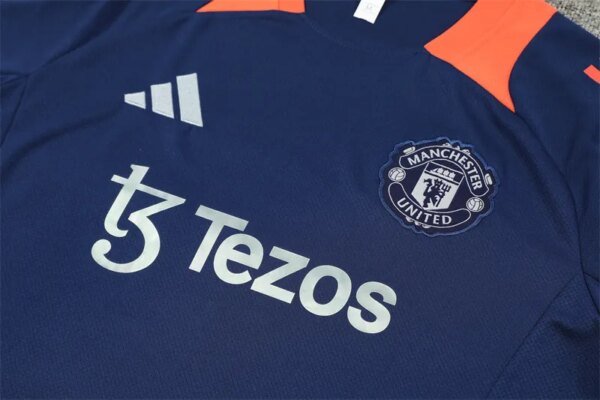 24-25 Manchester United Blue Short Sleeve Training Suit - Image 2