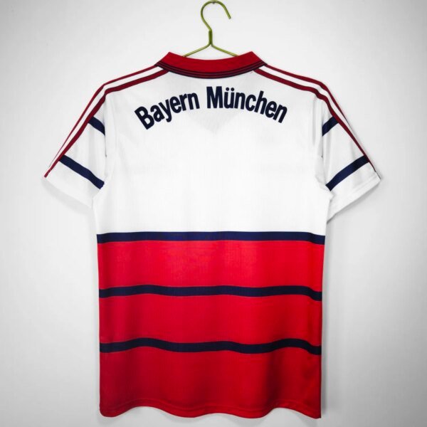 98-00  Bayern Munich Away Retro Jersey - Image 7