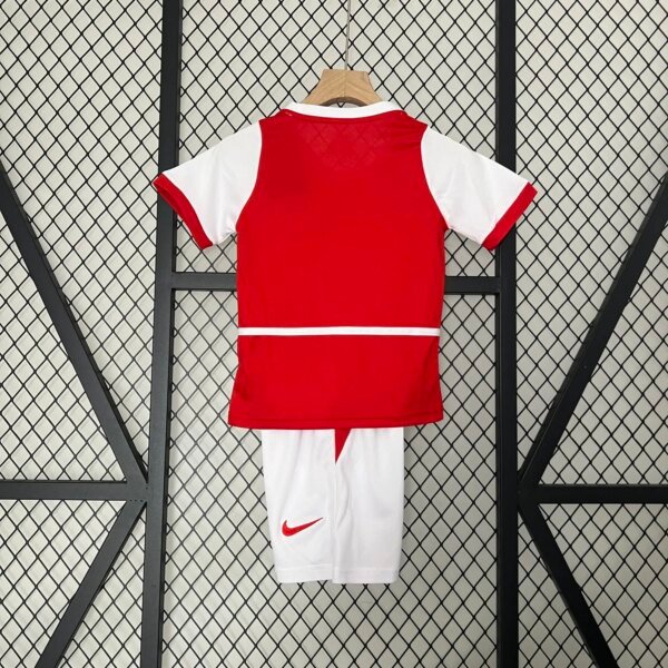 Retro 02-04 Arsenal Home Kids Kit - Image 4