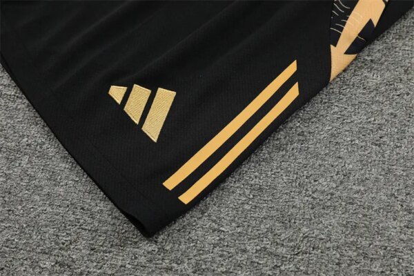 24-25 Real Madrid Black Gold Short Sleeve Training Suit - Image 7