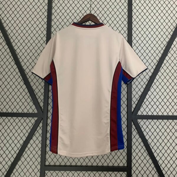 1988-89 Barcelona Away Retro Jersey - Image 4