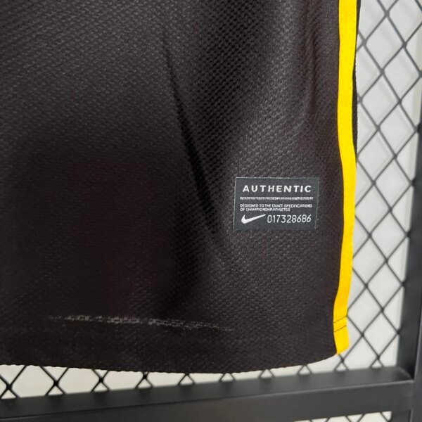2013-14 Barcelona Third Retro Jersey - Image 3