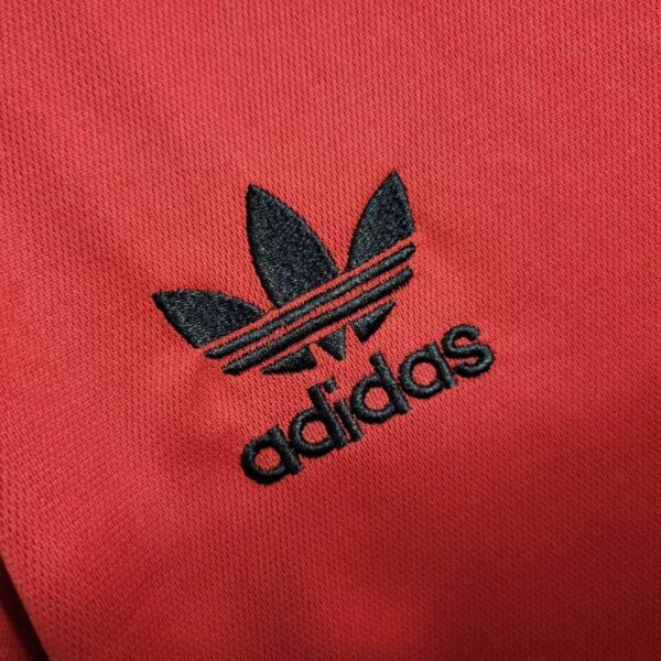 23-24 Manchester United Training Fans Jersey - Image 2