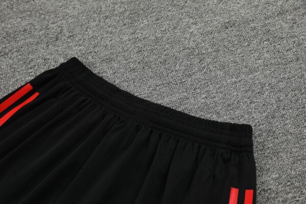 23-24 Manchester United Training Vest Suit - Image 7