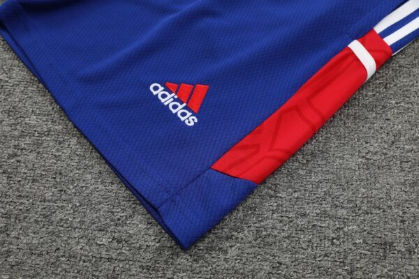 23-24 Bayern Munich Training Vest Suit - Image 10