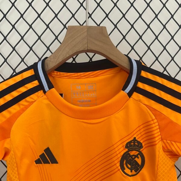 24-25 Real Madrid Away Kid Kit - Image 2