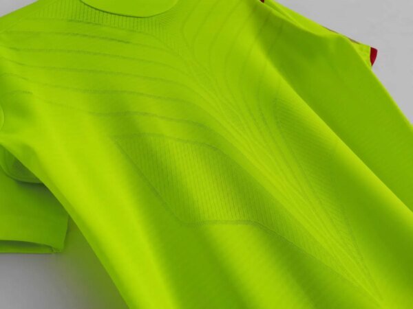 08-09 Lyonnais Green Retro Jersey - Image 3