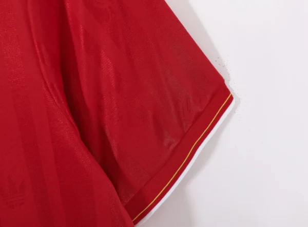 Liverpool Home Kit Retro 86-87 - Image 3