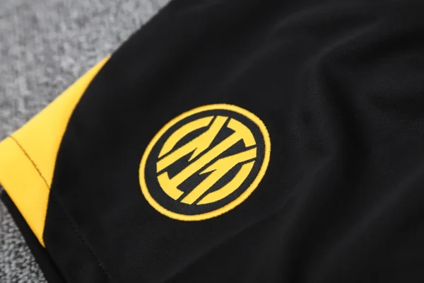 Inter Milan Vest Training Suit 25-26 - Image 10