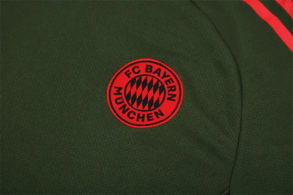 25-26 Bayern Munich Short Sleeve Training Suit - Image 7