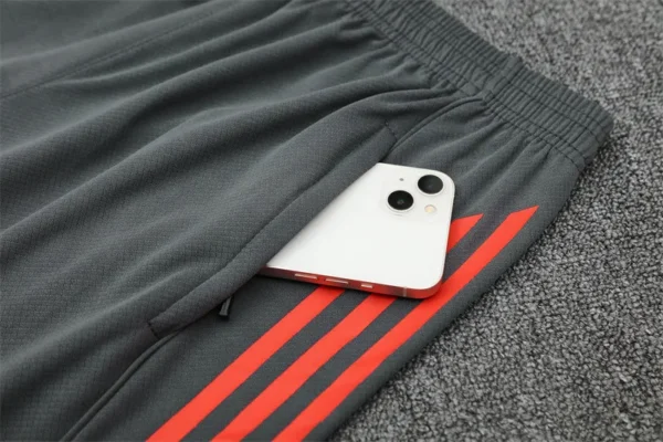 25-26 Bayern Munich Short Sleeve Training Suit - Image 15