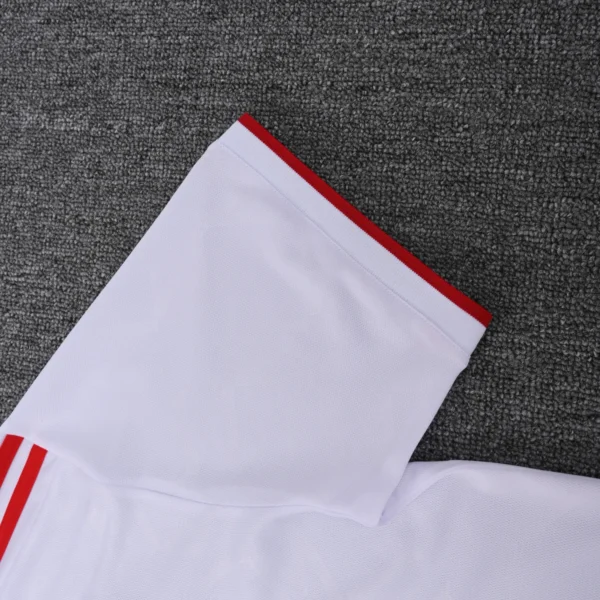 Manchester United White Polo Kit 25-26 - Image 9