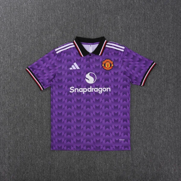 Manchester United Purple Polo Kit 25-26 - Image 4