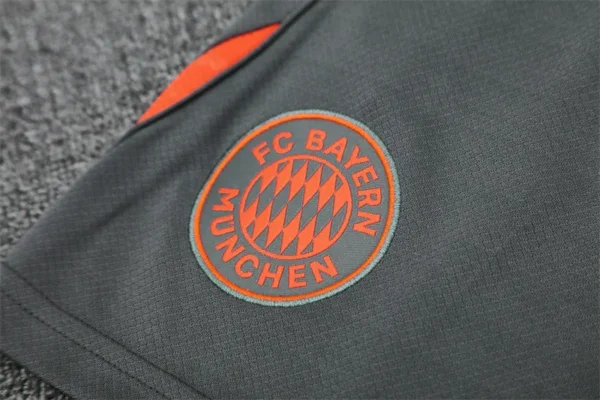 25-26 Bayern Munich Short Sleeve Training Suit - Image 17
