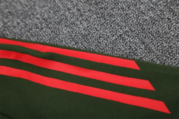 25-26 Bayern Munich Short Sleeve Training Suit - Image 9